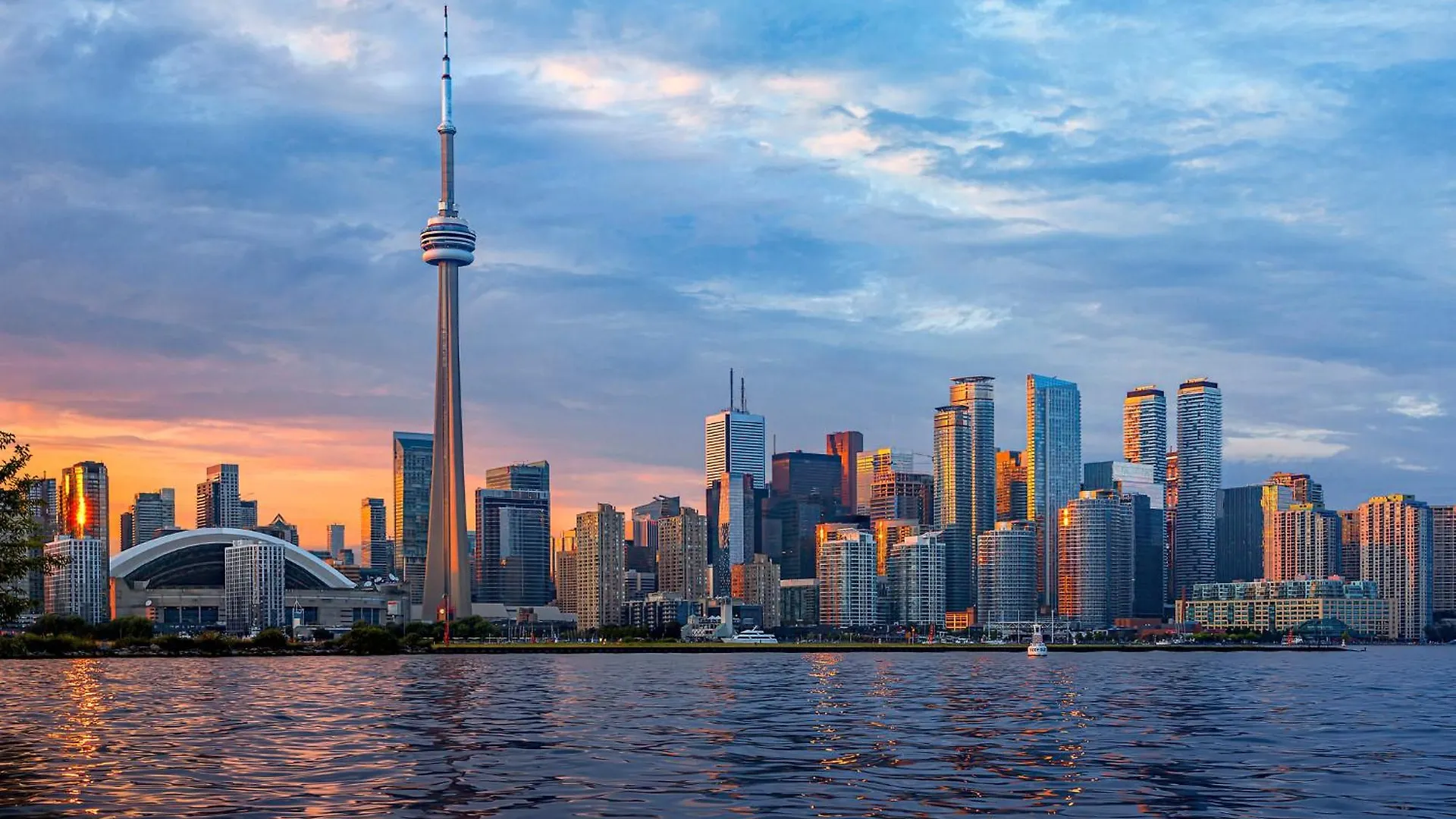 Modern 2Br Downtown Condo, Lakeshore, Exhibition Place, Fort York Toronto 0*,